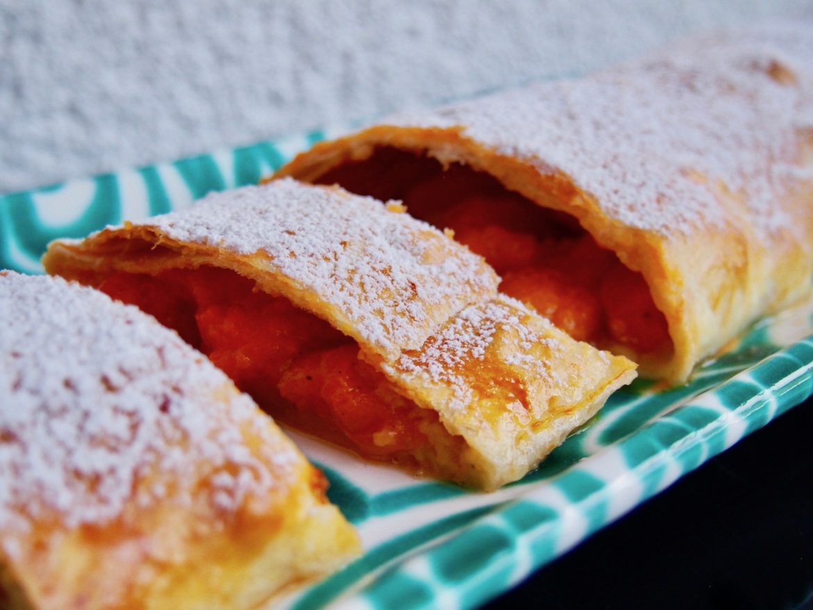 Marillenstrudel