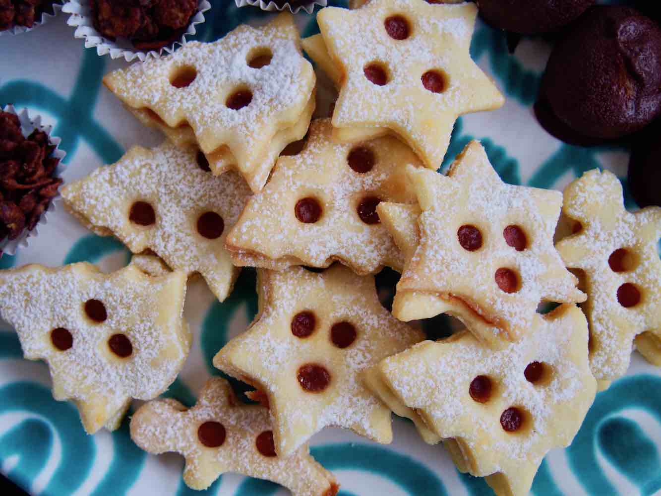 Gefüllte Mürbteigkekse - Nudel und Strudel - Comfort Food