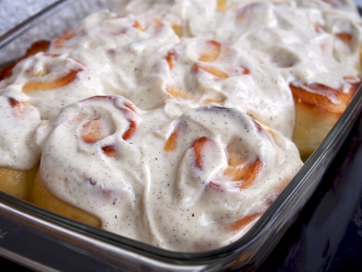 Zitronenschnecken mit Topfencreme